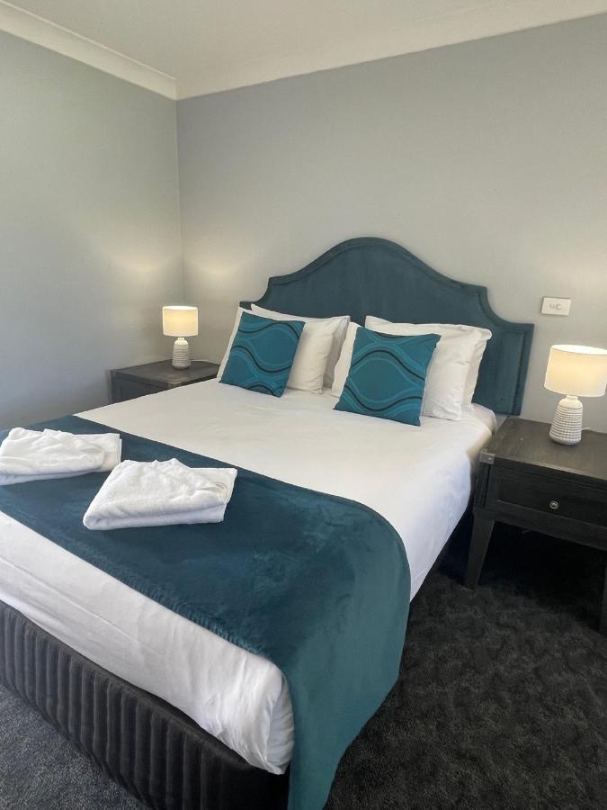 Town & Country Motor Inn Forbes Eksteriør billede