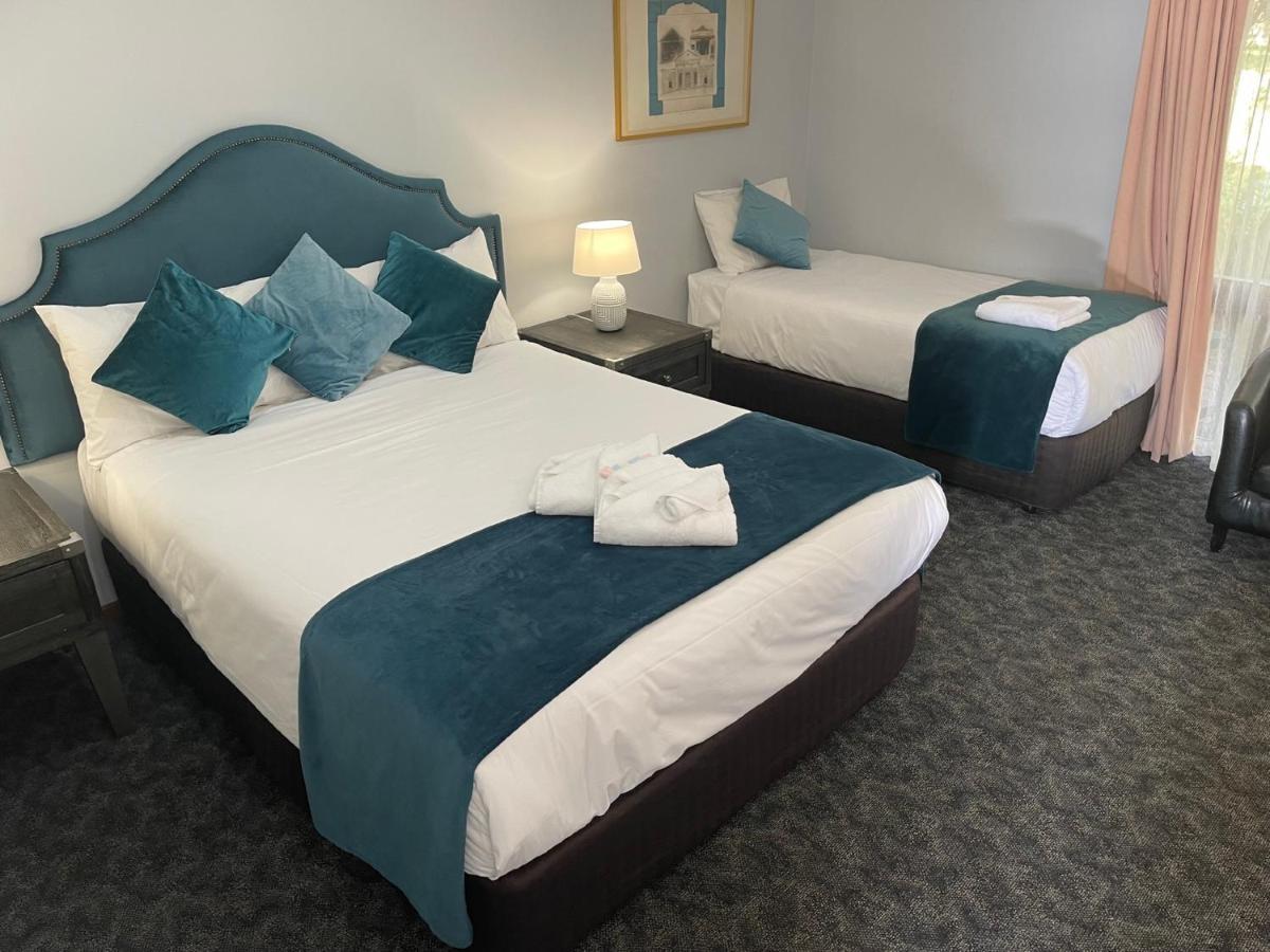 Town & Country Motor Inn Forbes Eksteriør billede