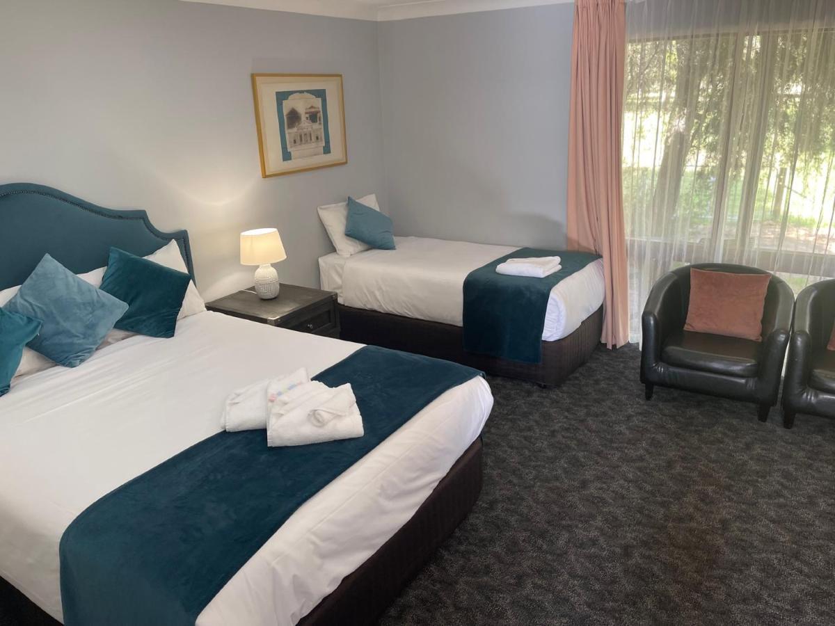 Town & Country Motor Inn Forbes Eksteriør billede